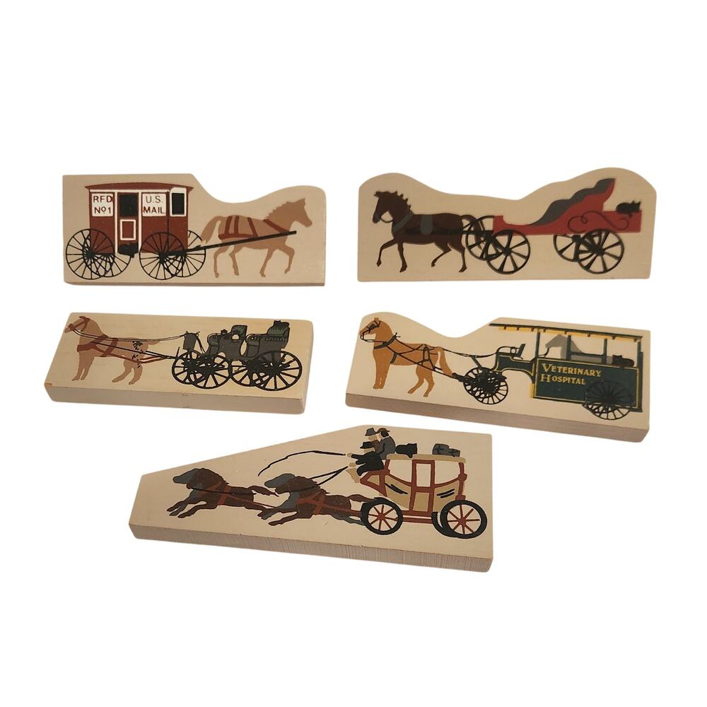 Cat’s Meow Village Horse Drawn Vehicles Lot of 5 Mail Sleigh Coach Wagons